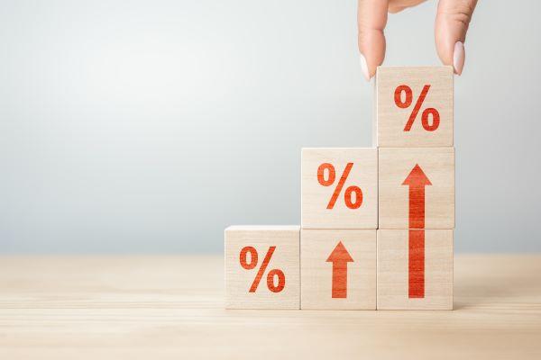 Emelkedő költségek, emelkedő árak – A megbízók is kénytelenek elfogadni az áremelést