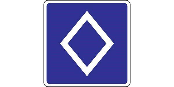 Közlekedési tábla buszoknak