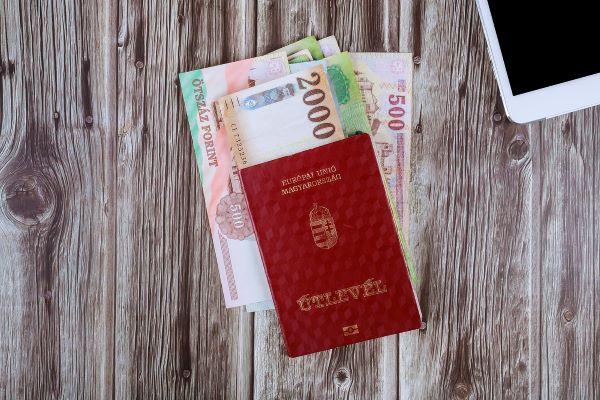 Februártól fizetni kell a személyi igazolványokért is és 17 ezer forintba kerül az útlevél