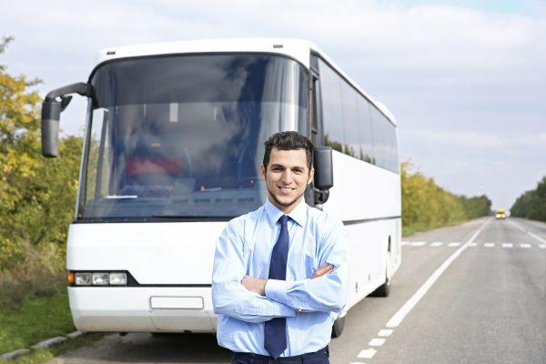 Minimálbér vagy garantált bérminimum jár a sofőrnek?