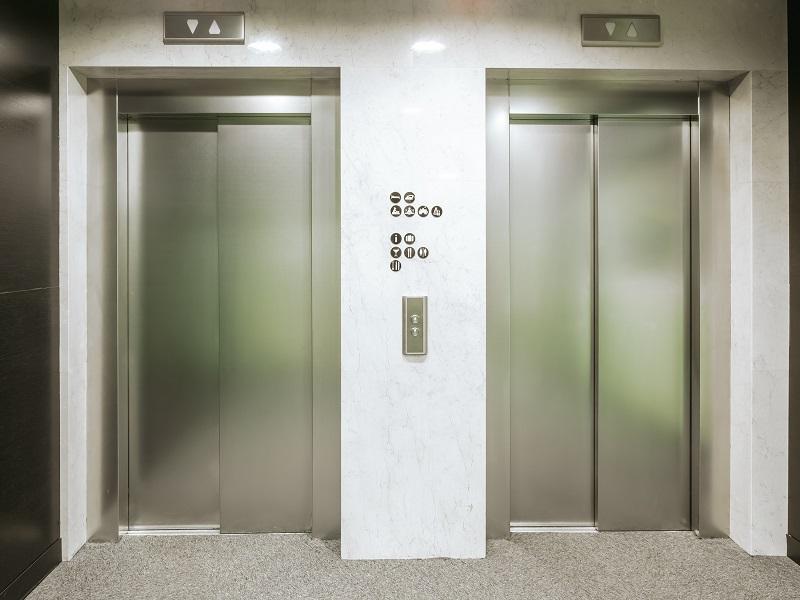 Lift épül: milyen műszaki ellenőr kell?