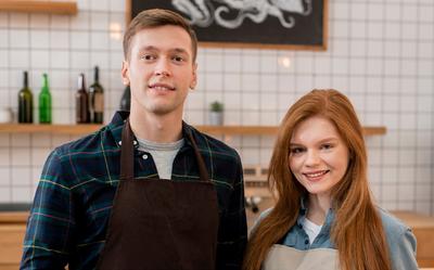 Harminc alatti munkatársak a vendéglátásban - Akadály vagy rejtett tartalék?